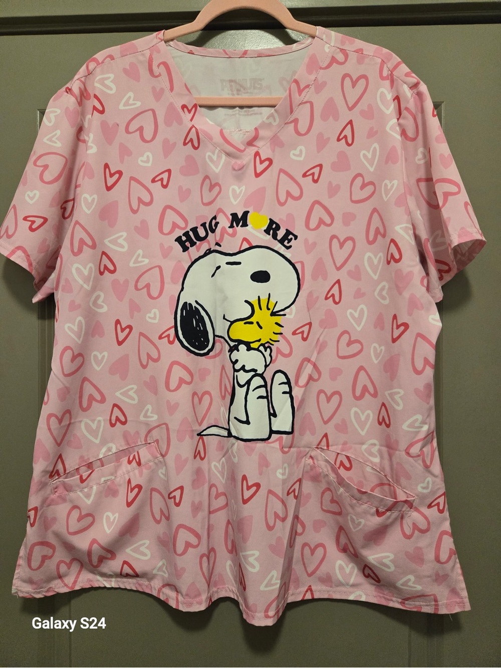 Pink Snoopy & Woodstock Heart Print Scrub Top